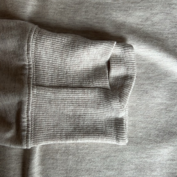 Athleta Heathered Oatmeal Long Sleeve Knit Tee With Drawstring Waist NWOT - Picture 7 of 8
